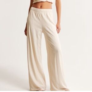 Abercrombie Crinkle Wide-Leg Pull-On Pants - Cream (LONG)